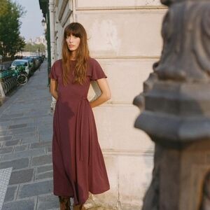 Zara Sz M Elegant Plum Midi Dress